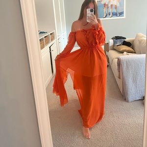 OFF THE SHOULDER RUFFLE DRESS